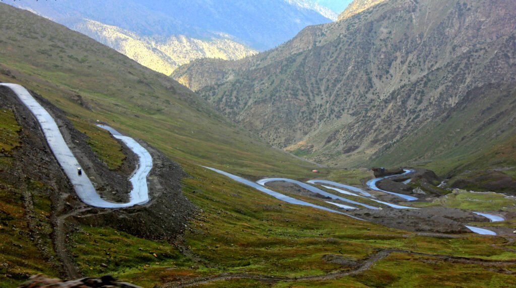 Babusar Pass road trip viewpoint above Kaghan Valley