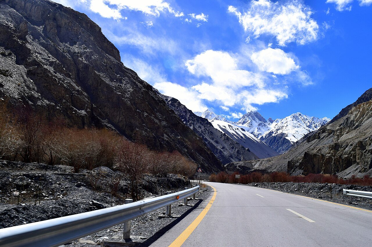 Karakoram Highway through high mountains in Hunza Valley.
